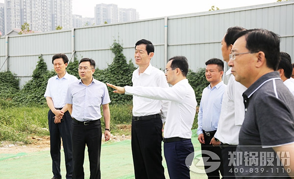 鄭州市領導一行視察指導尊龙凯时人生就是博產業園項目
